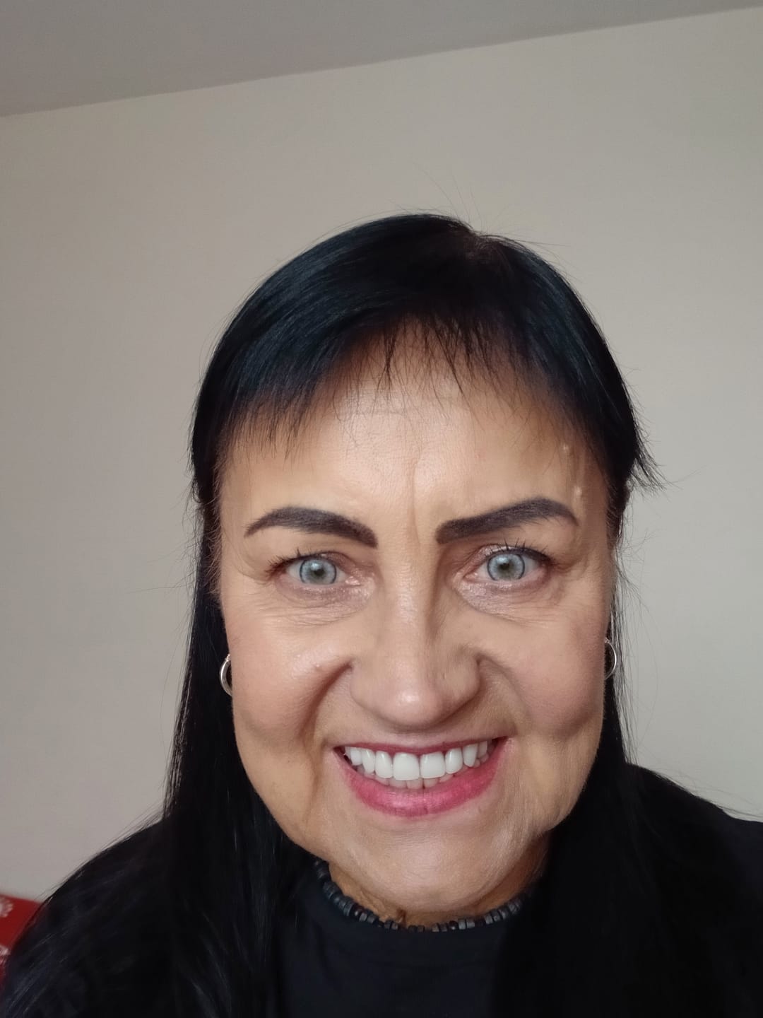 Customer photo review of Pro Crystal Gray Prescription Coloured Contact Lenses