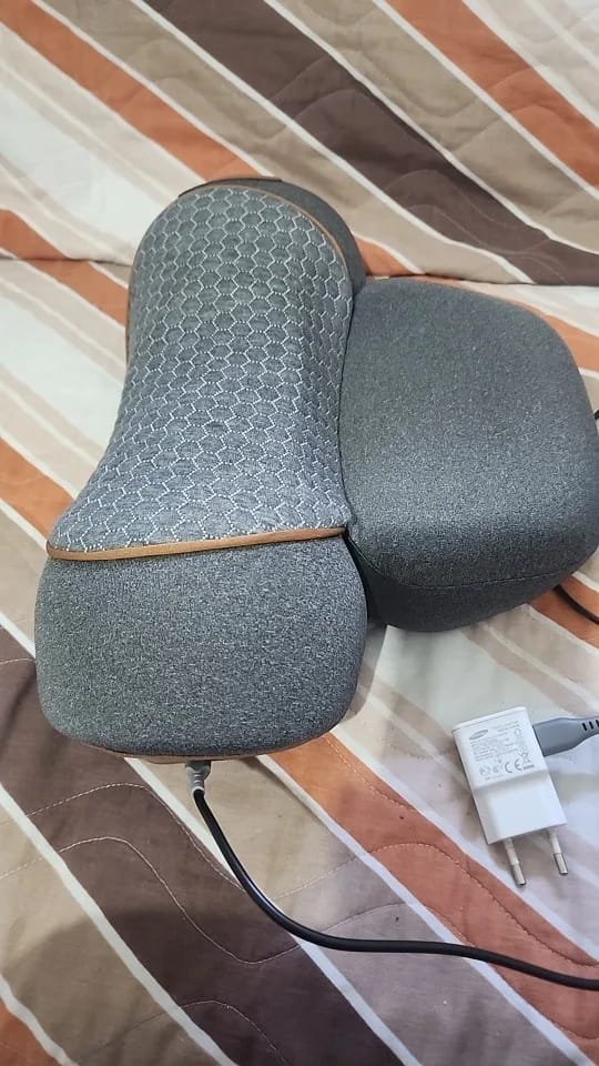 Customer photo review of SpineThera Pillow