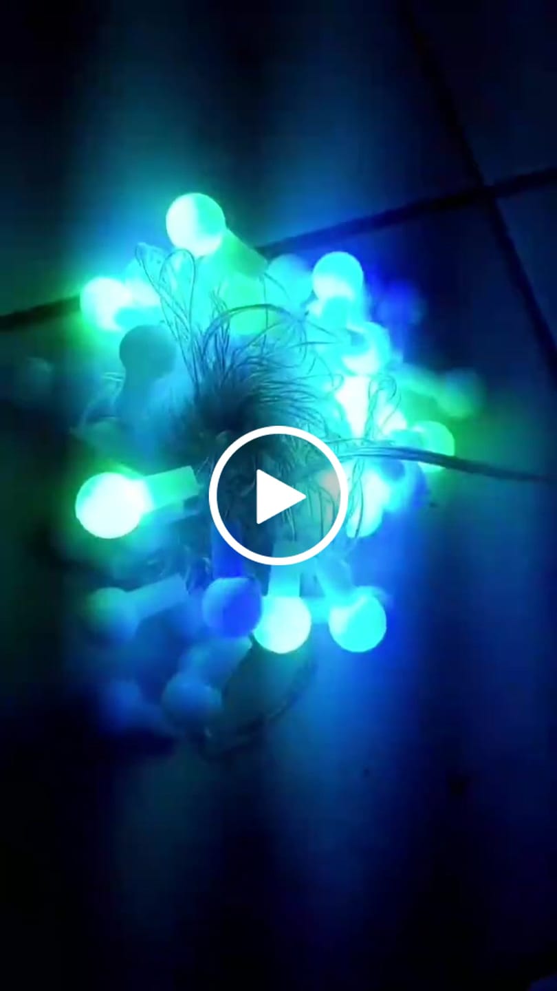 Customer video review of Cordão de luzes decorativa Bivolt de Natal 6 metros