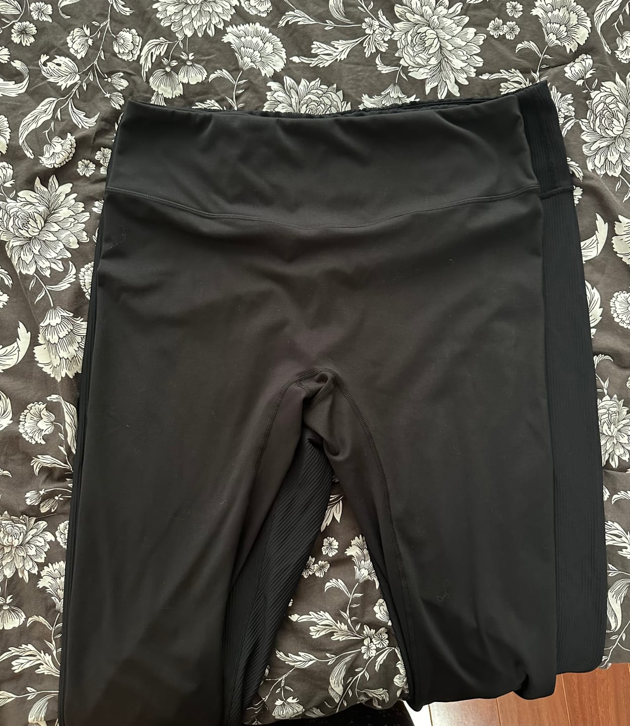 Customer photo review of Onset Legging