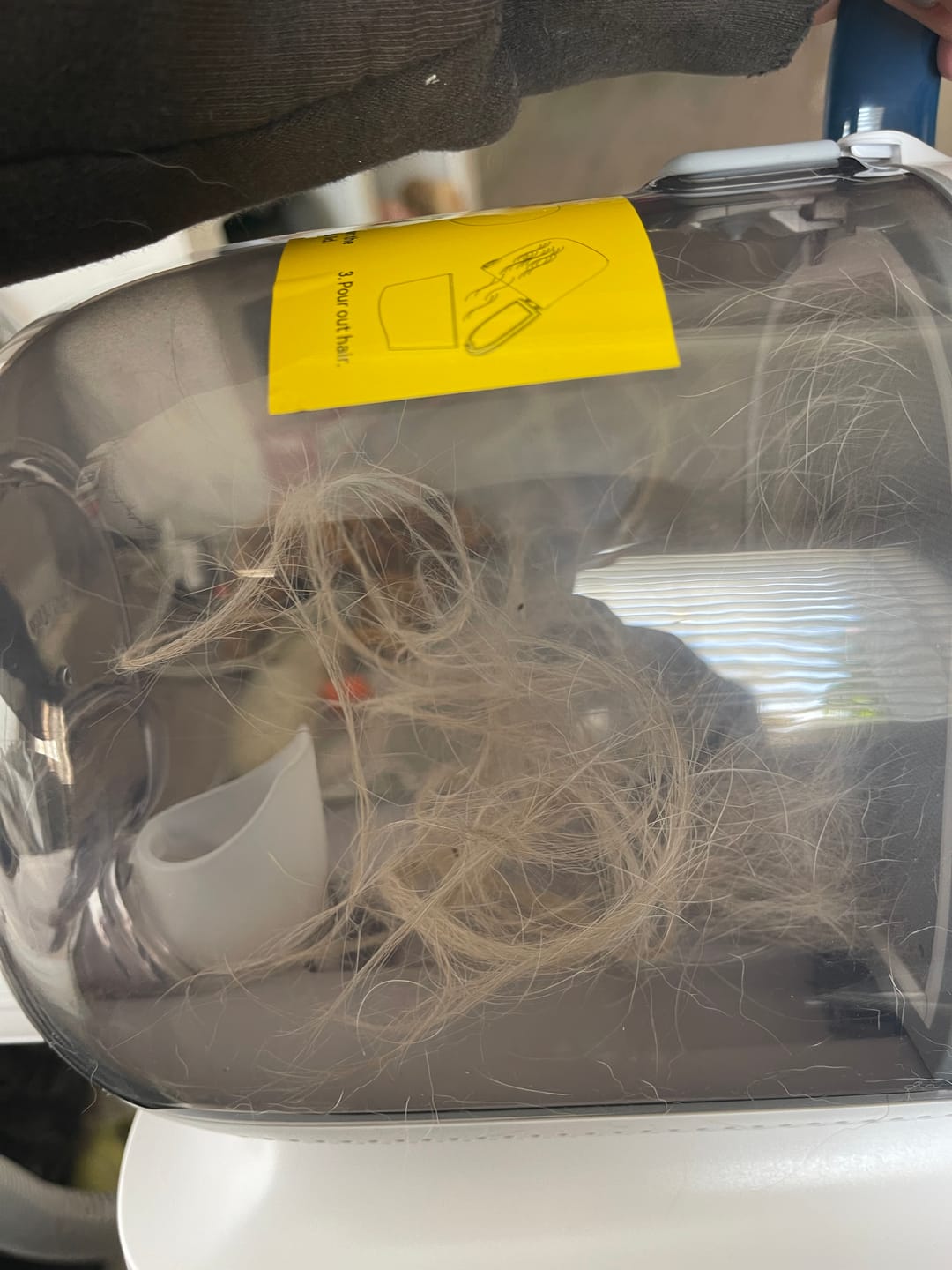 Customer photo review of Oneisall Cozy C1 8-in-1 Tierhaarschneider mit Staubsauger & Föhngerät