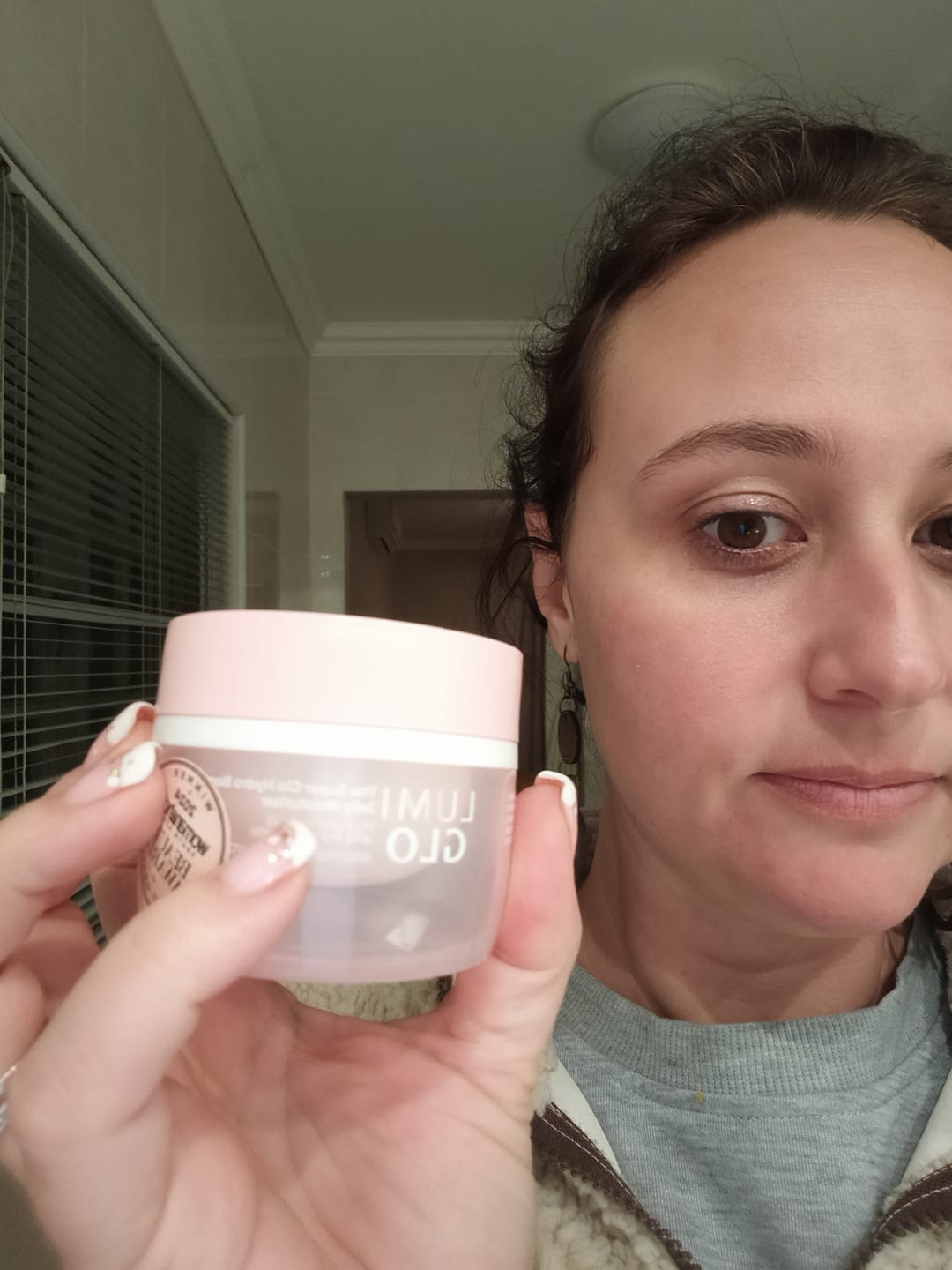 Customer photo review of The Super Glo Hydro Boost Jelly Moisturiser