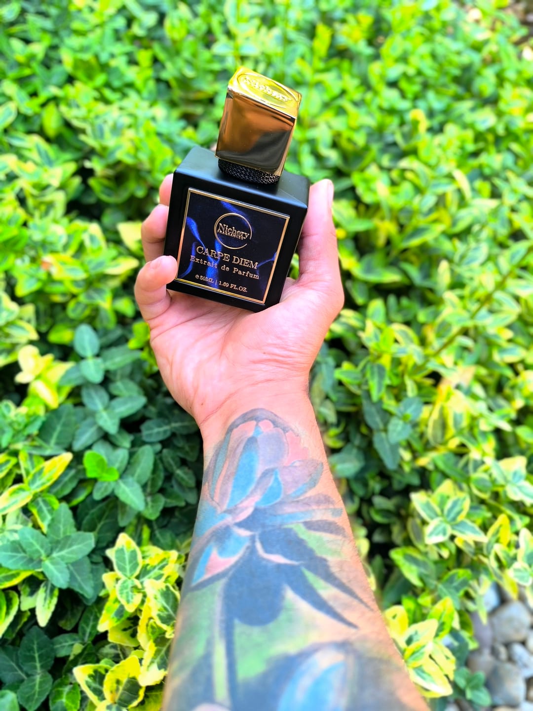Customer photo review of Nichery Carpe Diem Extrait de Parfum - Férfi 50ml