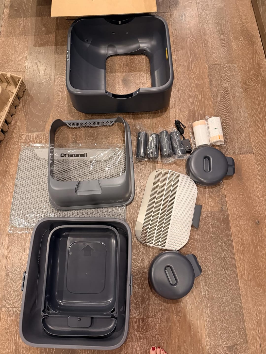 Customer photo review of Oneisall Ease S1 selbstreinigende Katzentoilette