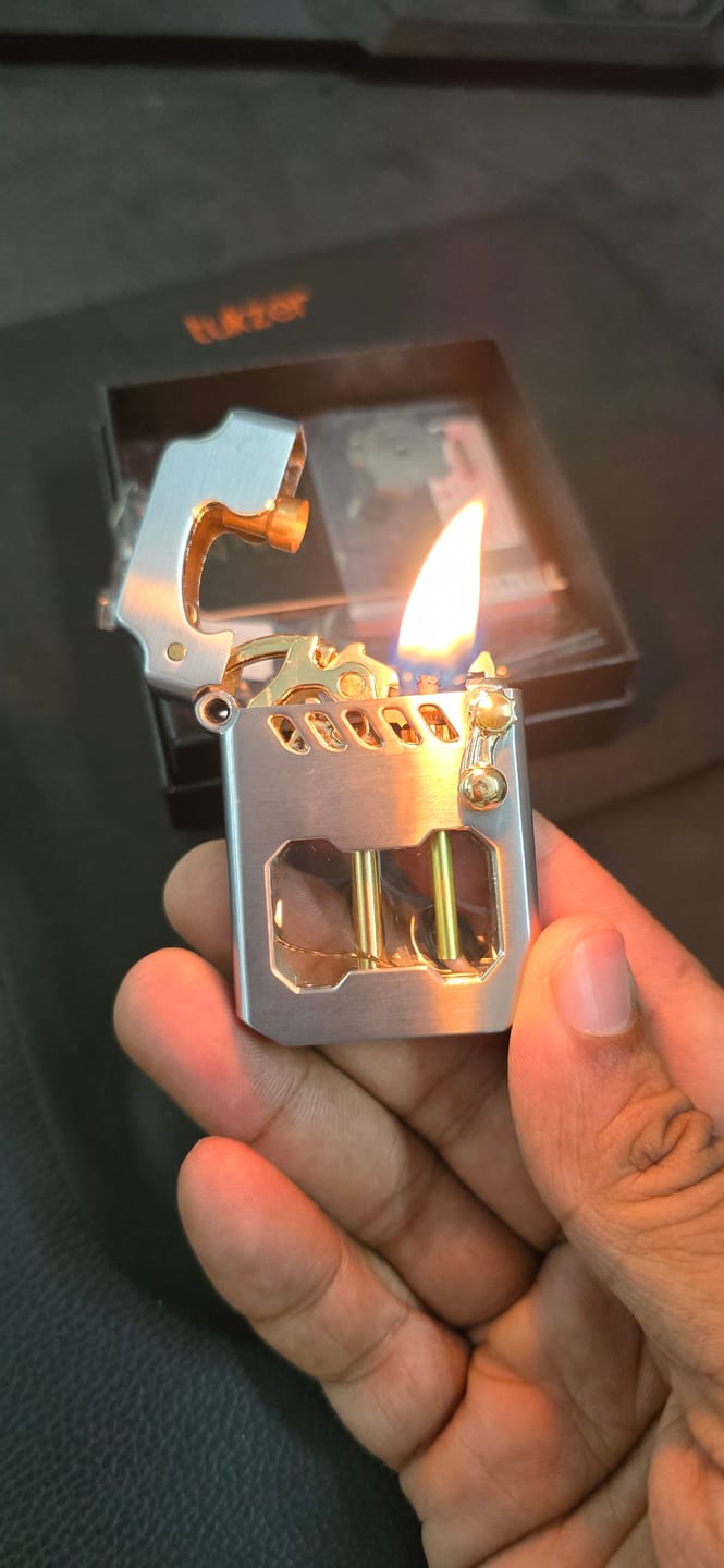 Customer photo review of Chief 715 – Micro Brick Lighter