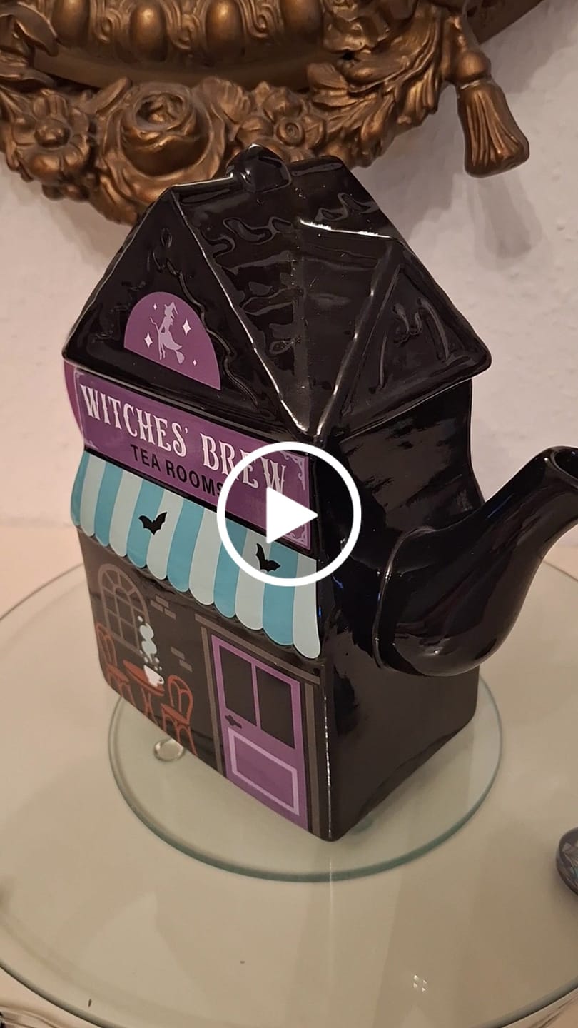 Customer video review of Witches Brew Teekanne – Große Keramik-Kanne (1 Liter)