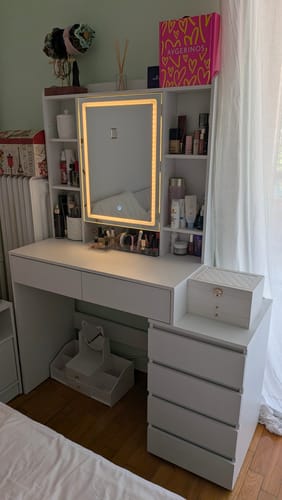 Customer photo review of Τραπέζι Μπουντουάρ Μακιγιάζ Tουαλέτας 40 x 105 x 145 εκ. με Καθρέφτη και φώτα LED Πολύπριζο Συρτάρια καθρέφτης 3 χρώματα Φωτός RD-T144WB01