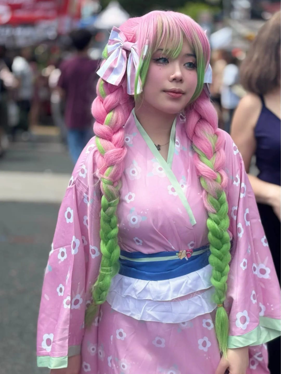 Customer photo review of Demon Slayer Mitsuri Kanroji kimono Cosplay Costume – Wig Optional
