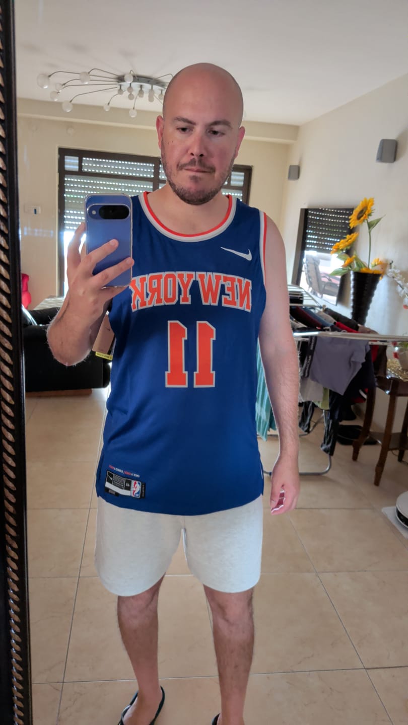 Customer photo review of גופיית משחק כחולה ג'יילן ברונסון