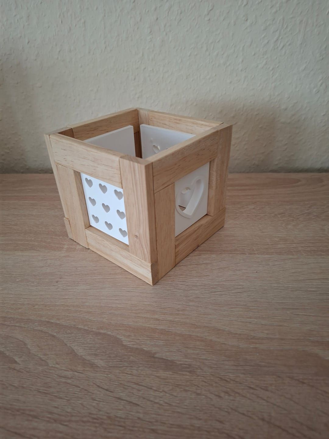 Customer photo review of Laterne basteln Silikonform - Stern Laterne Gießform aus Beton