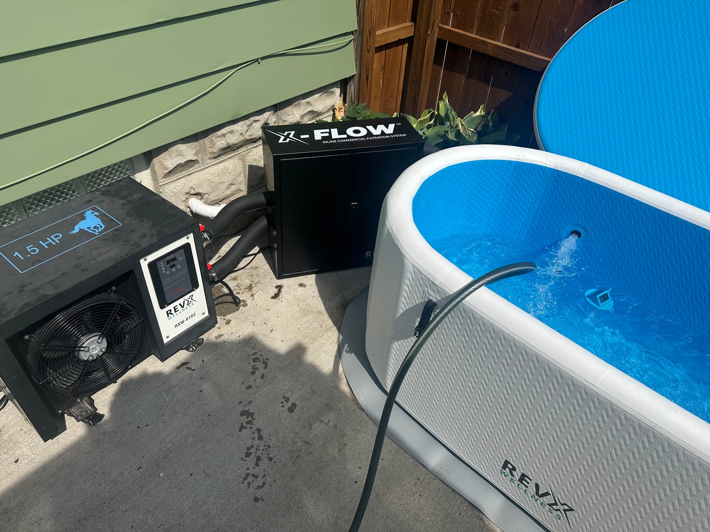 Customer photo review of RevX Inflatable Tub Deluxe