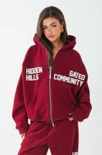 Customer photo review of GATED COMMUNITY ZIP HOODIE BURGUNDY