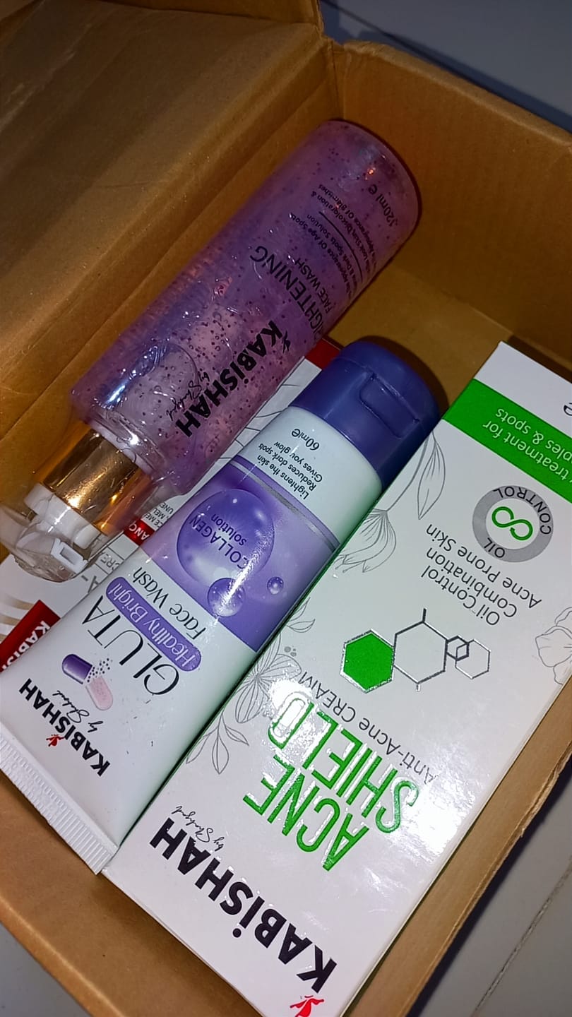 Customer photo review of Gluta Healthy Bright Facewash