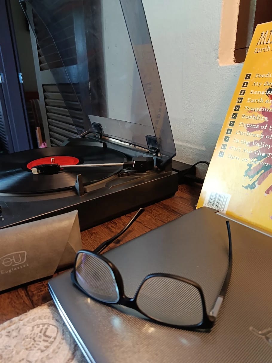 Customer photo review of Óculos de Grau Omar