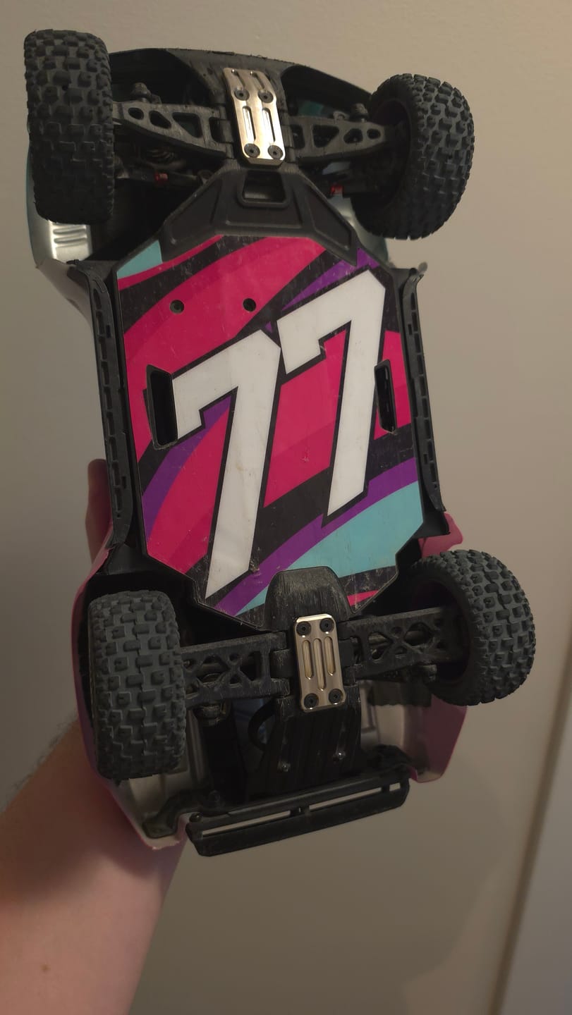 Customer photo review of ARRMA MOJAVE GROM "CREATE YOUR OWN" chassis protector skin