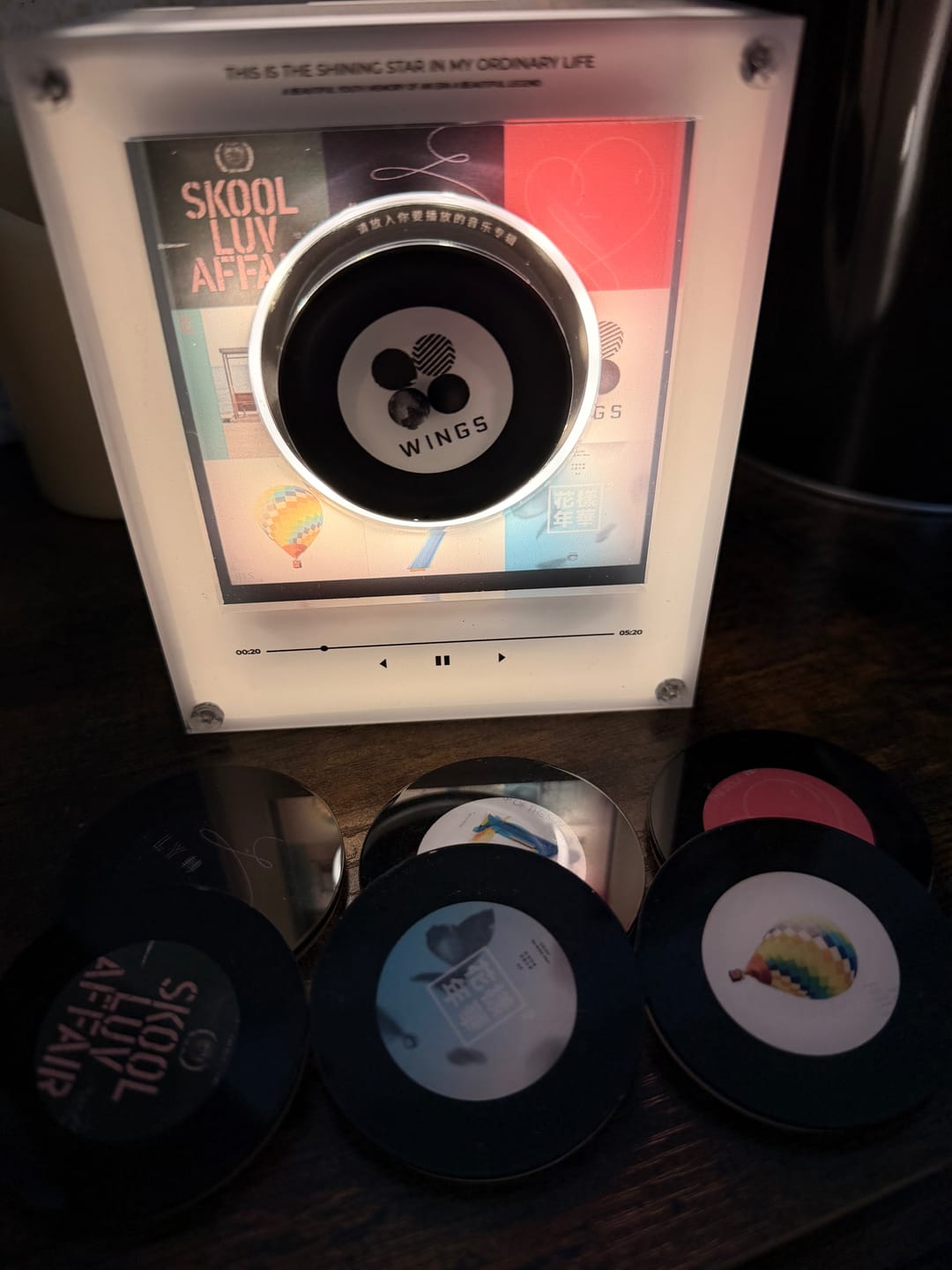 Customer photo review of Vinilo Bangtan.