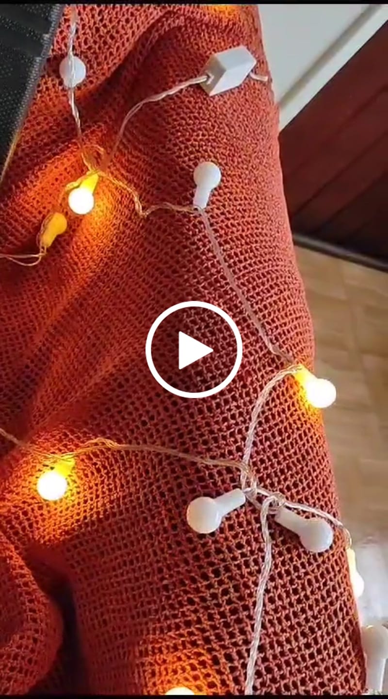 Customer video review of Cordão de luzes decorativa Bivolt de Natal 6 metros