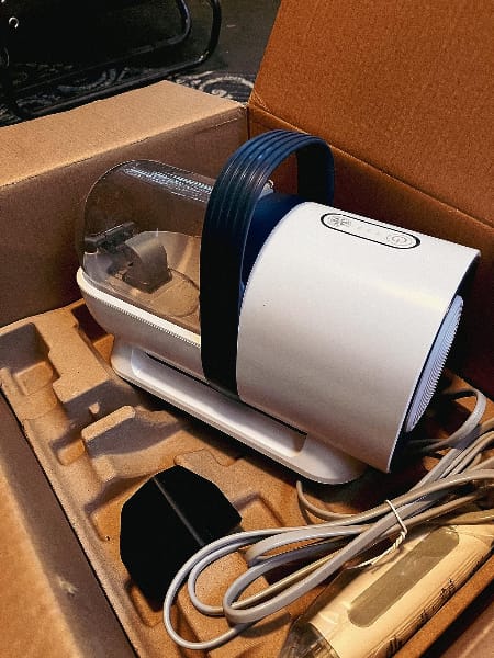 Customer photo review of Oneisall LM2 7-in-1 Tierhaarschneider mit Staubsauger