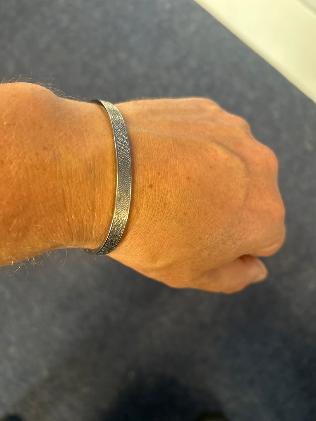 Customer photo review of Titāna rokassprādze "Nacionālā josta"