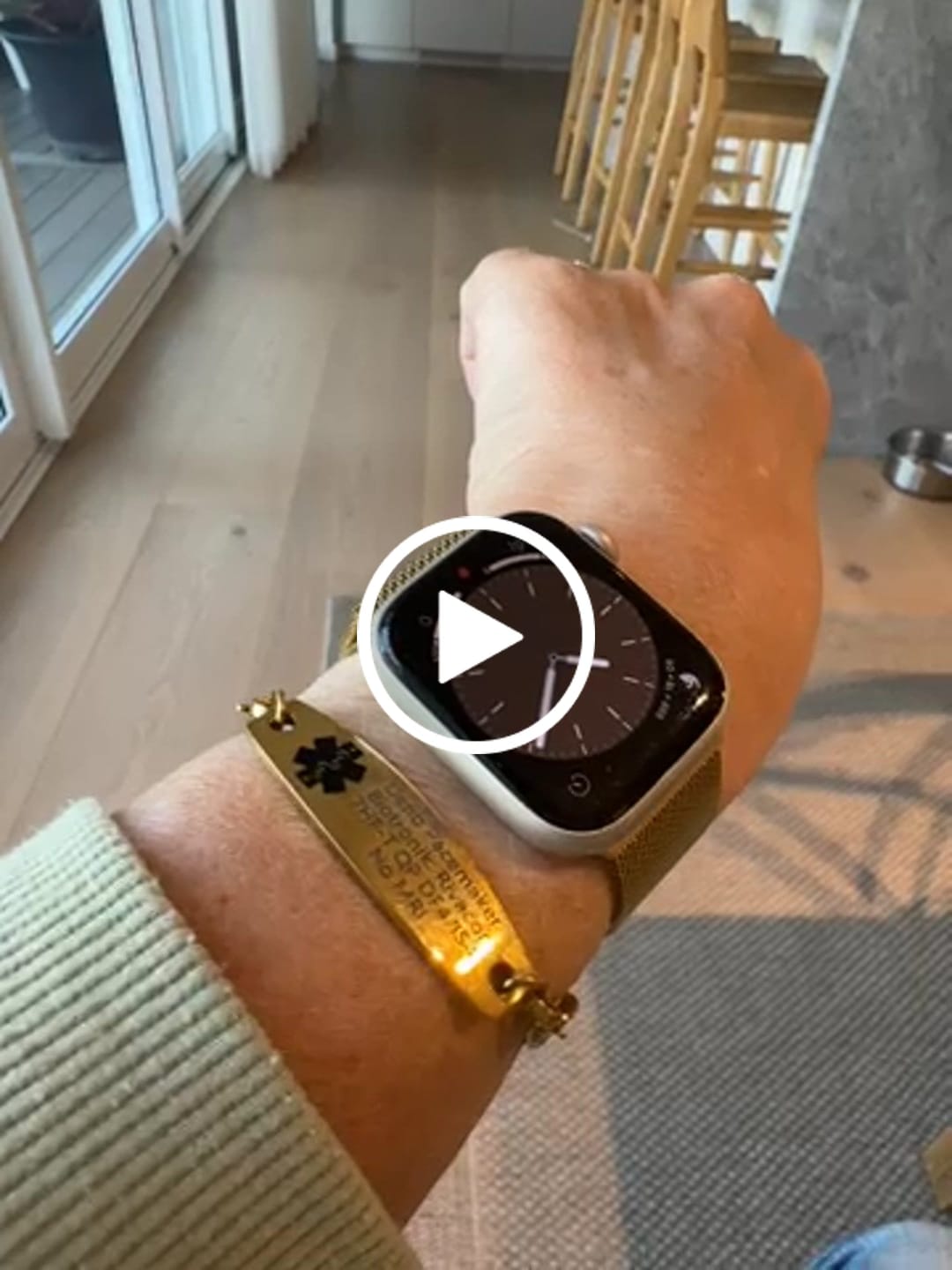 Customer video review of Classic Gold Medical Alert ID Chain Bracelet