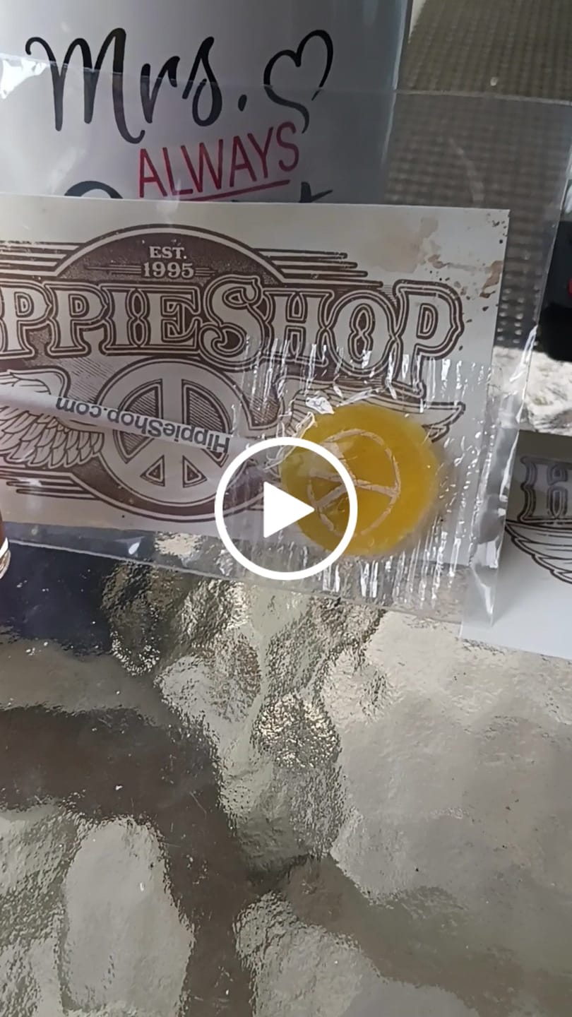 Customer video review of Auric Blends Roll-On Perfume Oil