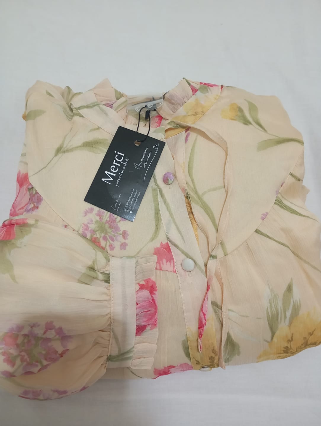 Customer photo review of Robe Fleur de soleil