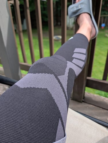 Customer photo review of Compression Sleeves V2 for Knees and Legs