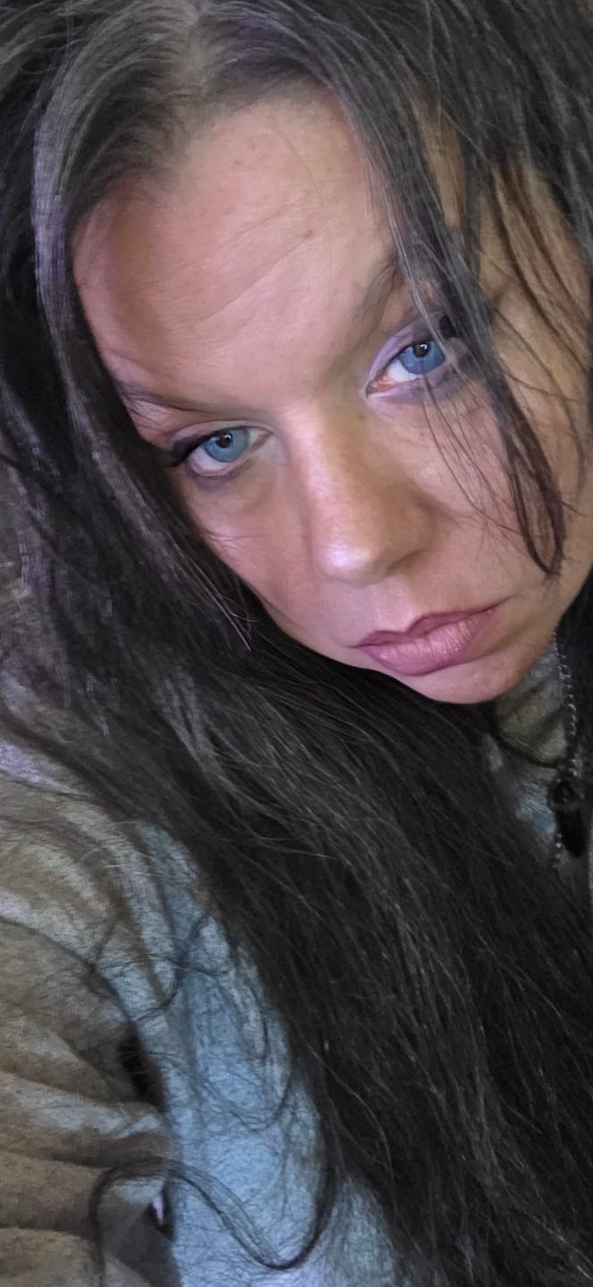 Customer photo review of New York Blue Prescription Colored Contact Lenses