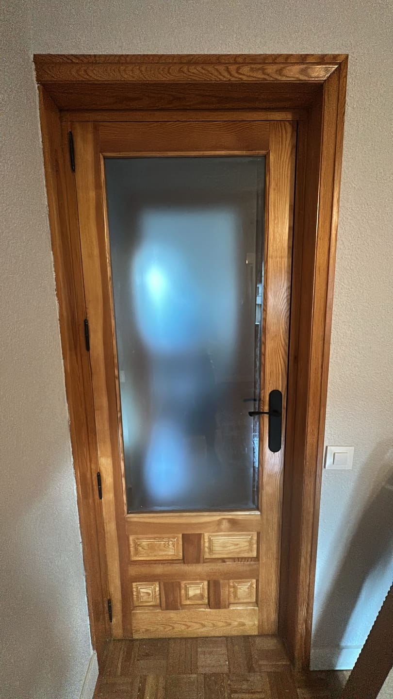 Customer photo review of Manilla ola modelo '130' de zamak con placa ovalada acabado negro mate para puertas