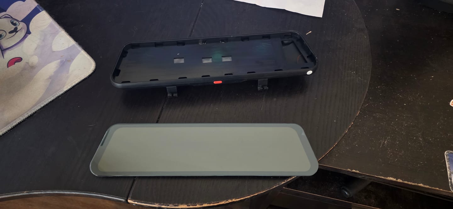 Customer photo review of WOLFBOX G900Pro 12MP WiFi Touch Screen Rear View Mirror Dash Cam Smart Mirror