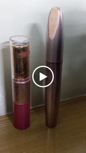 Customer video review of O.TWO.O ROSE GOLD 2 IN 1 LIPSTICK AND LIPGLOSS