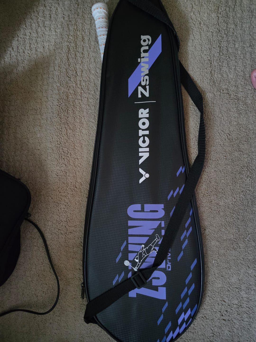 Customer photo review of Victor X Zswing DriveX 12 Unstrung Badminton Racket [Light Dahlia] DX-12-ZSW-J