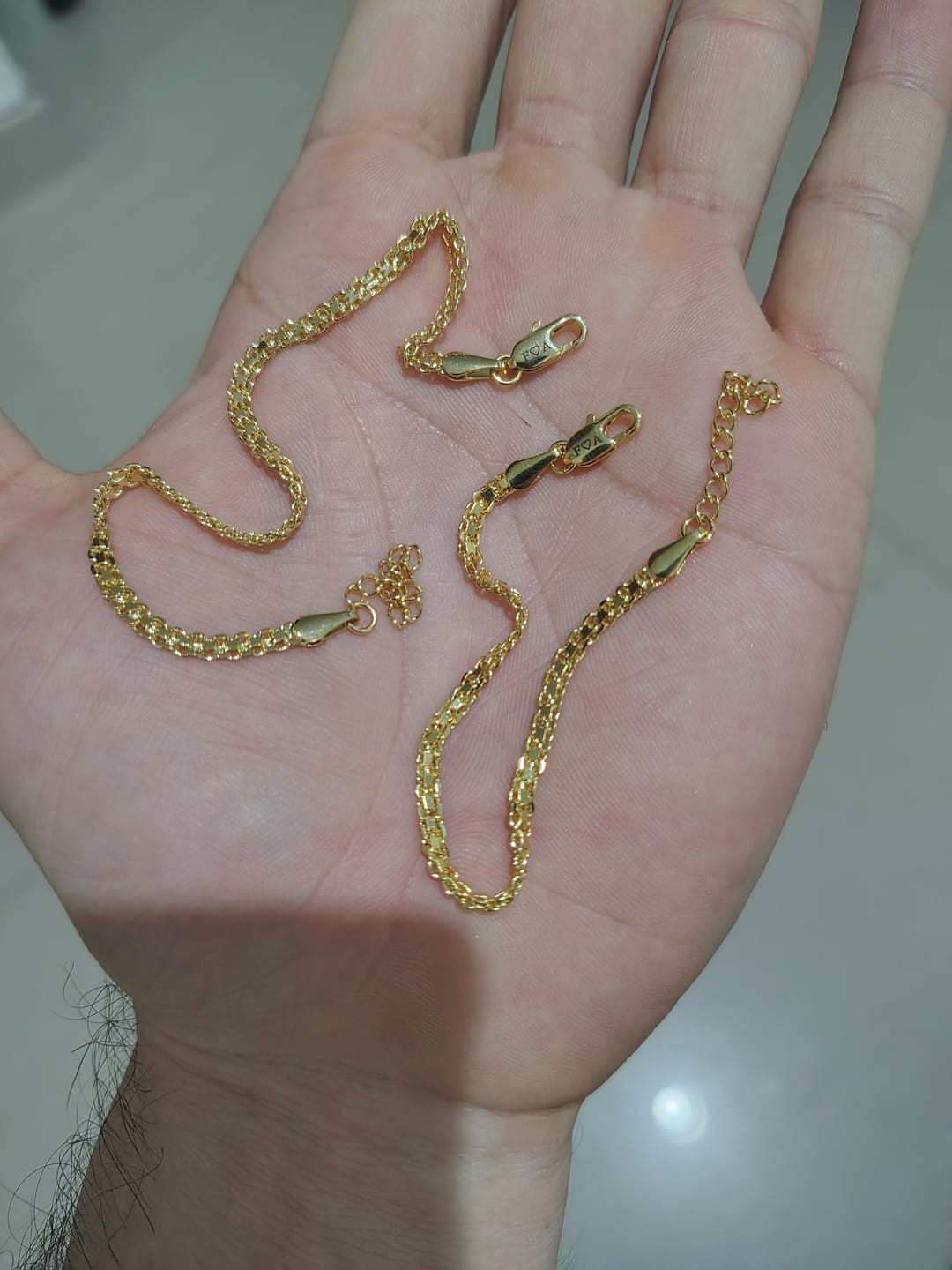Customer photo review of Pulseras Bismarck en Oro laminado 18k Para Pareja