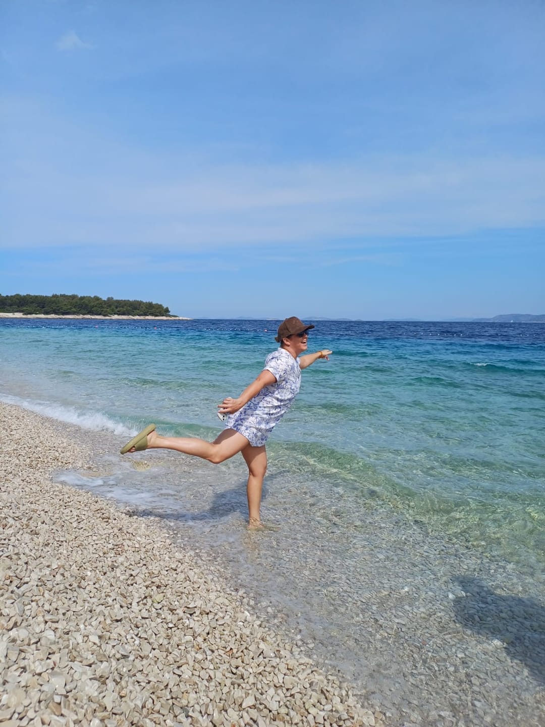 Customer photo review of HappyFlops Nordics