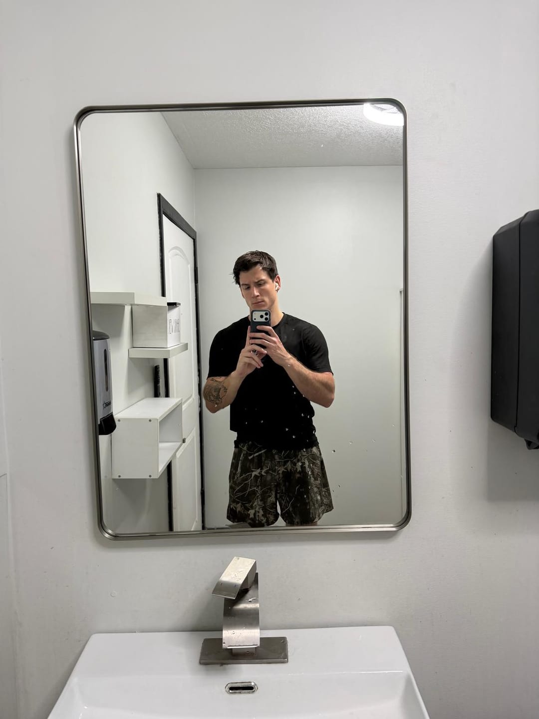 Customer photo review of R5P - Men's 5" Running Short with Side Pockets - Stag Party