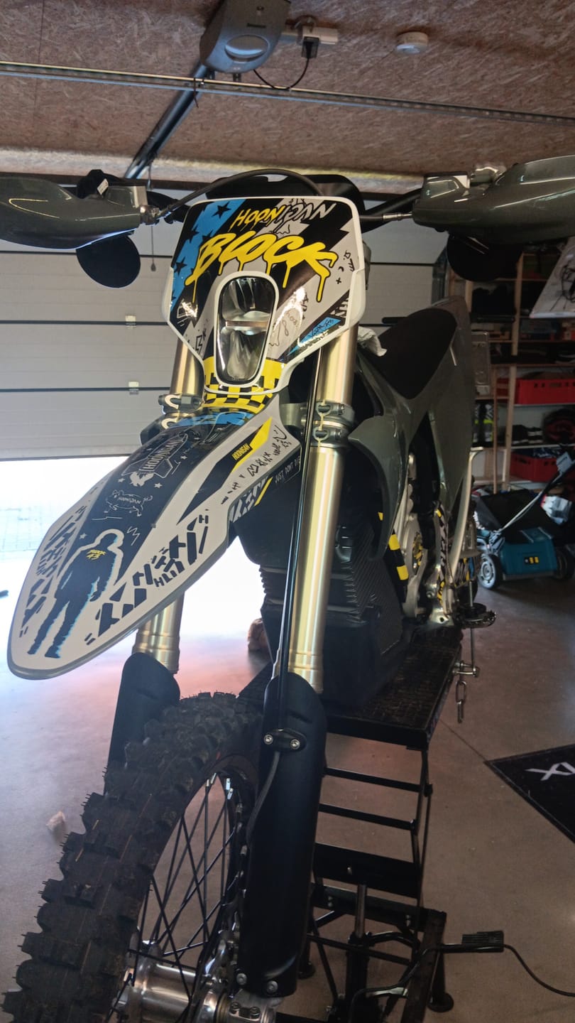 Customer photo review of Kit Déco STARK FUTURE VARG - URBAN