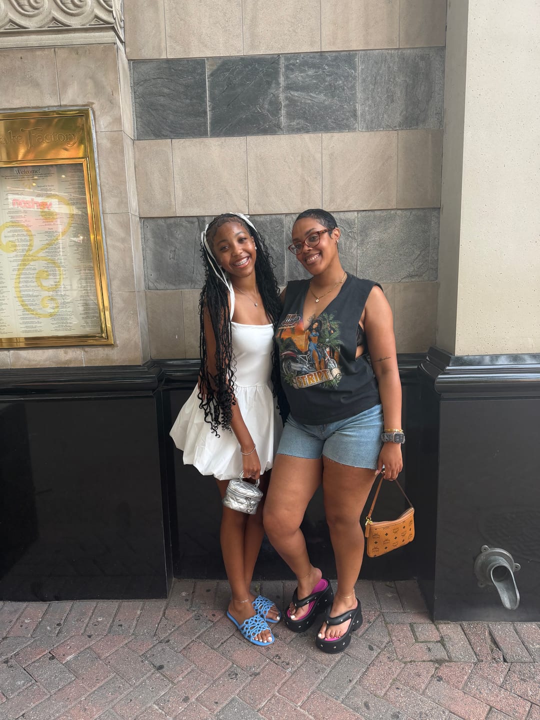 Customer photo review of HONOLULU HOTTIE VINTAGE TEE