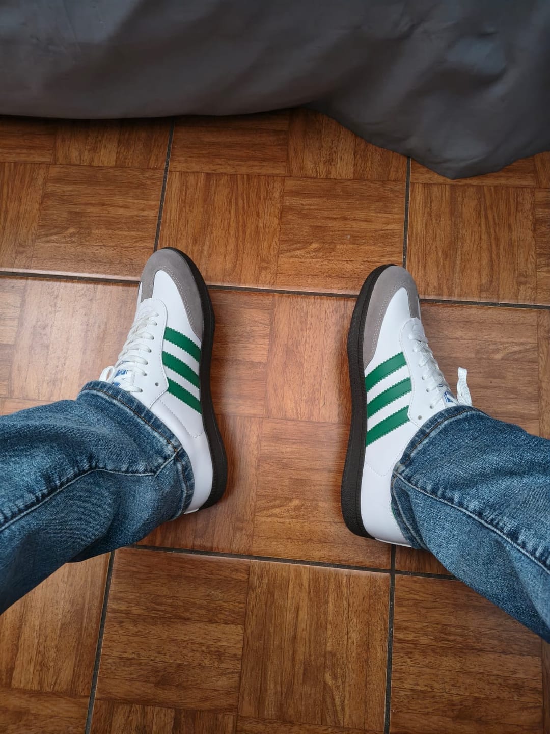 Customer photo review of Tenis Smb Blanco Verde