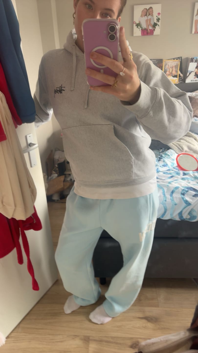 Customer photo review of GATED COMMUNITY STRAIGHT LEG SWEATPANTS LIGHT BLUE