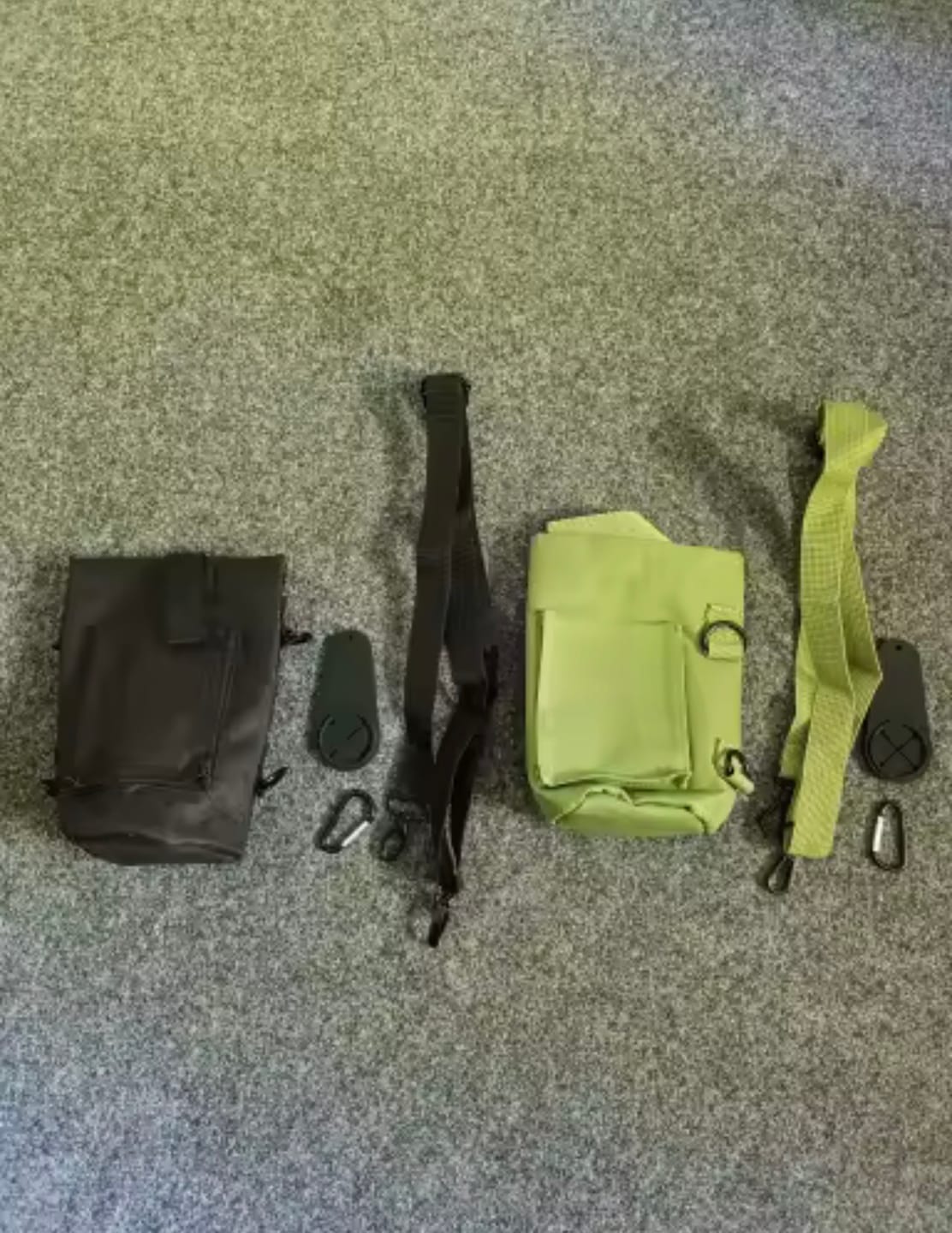 Customer photo review of Magnetic Gym Water Bottle Bag