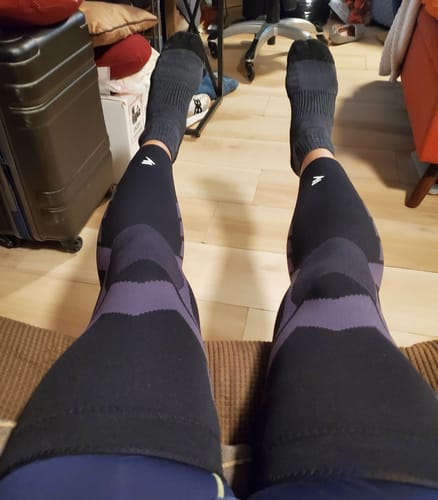 Customer photo review of Compression Sleeves V2 for Knees and Legs