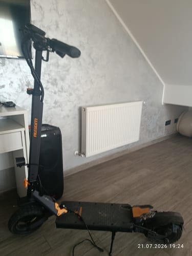 Customer photo review of Ausom L1 Electric Scooter