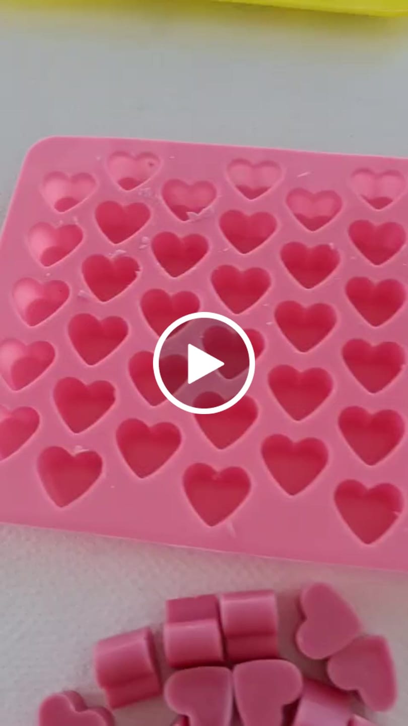 Customer video review of Molde corazones