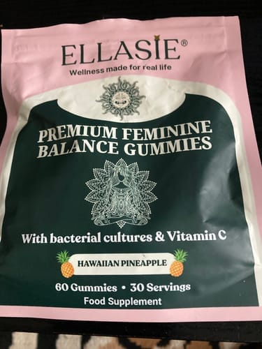 Customer photo review of Pineapple Probiotic Gummies for Women with Vitamin C