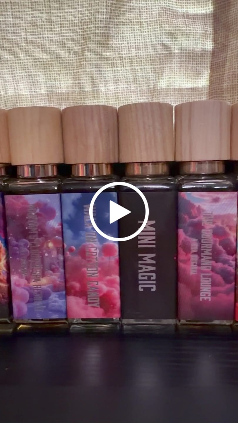 Customer video review of Walk On Cotton Candy