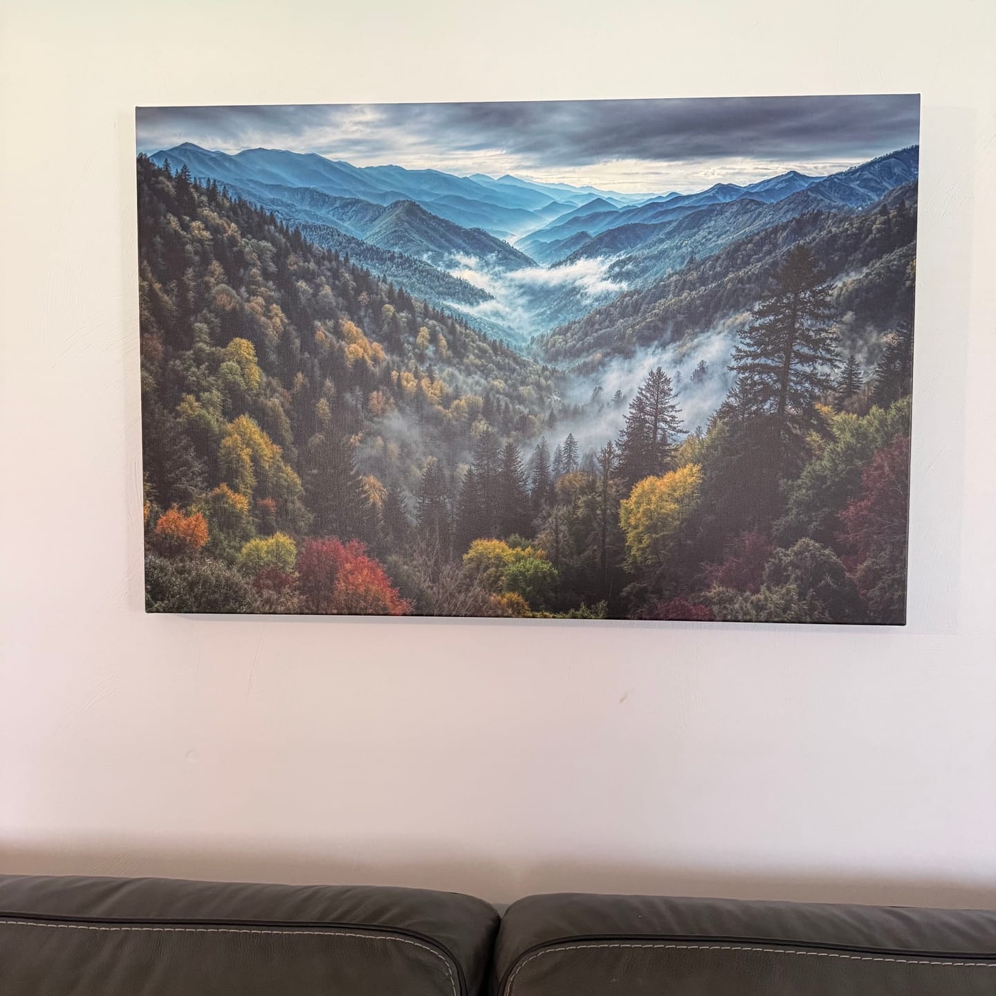 Customer photo review of 5 Panels Smoky Mountains Extra Large Canvas Wall Art Print
