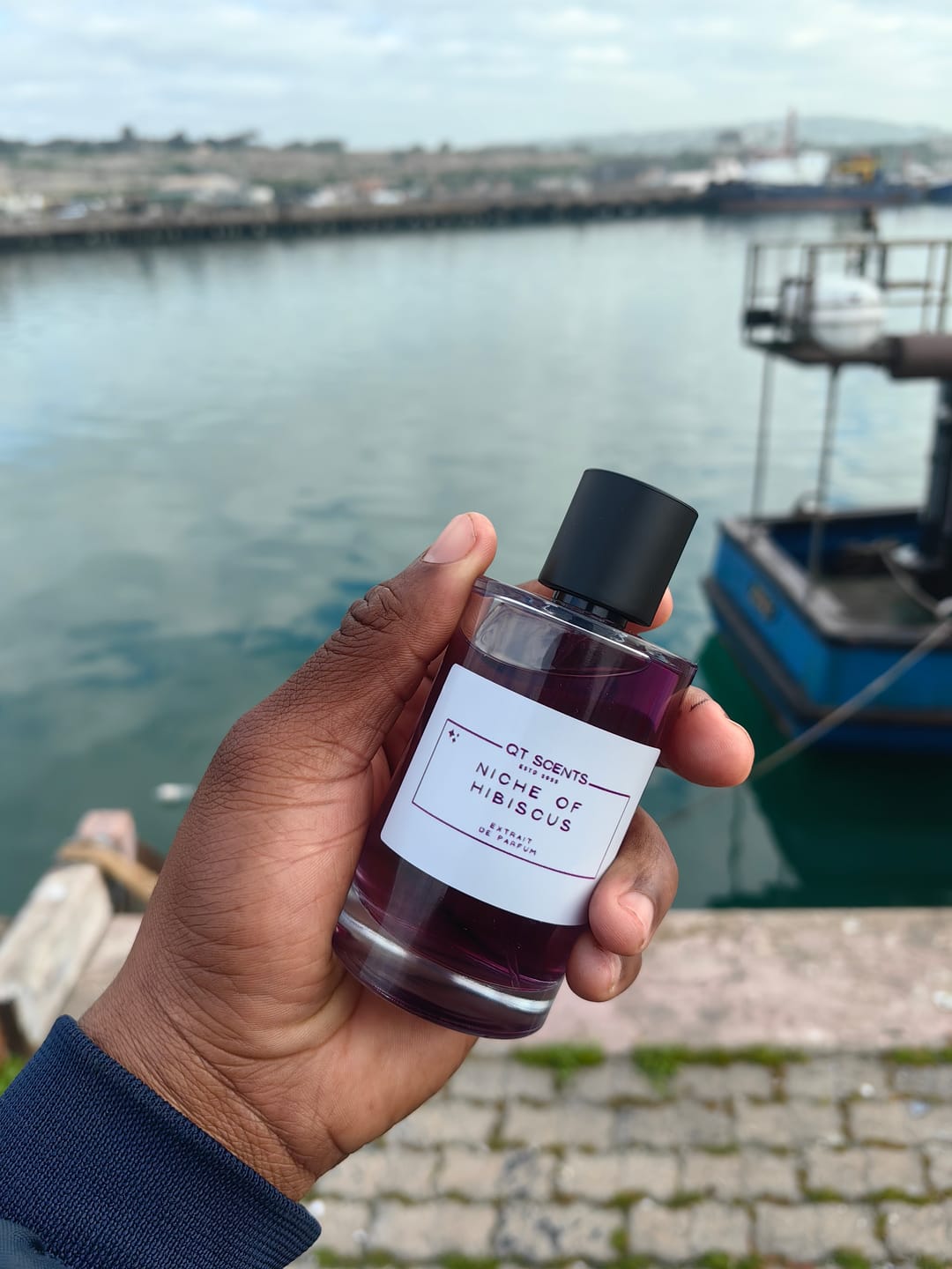 Customer photo review of Niche of Hibiscus unisex
