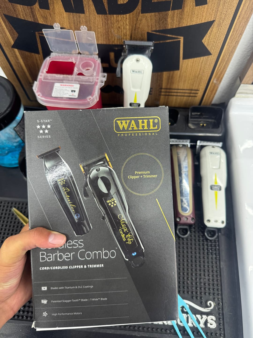Customer photo review of Wahl Barber Combo Cordless Black Magic Clip + Detailer