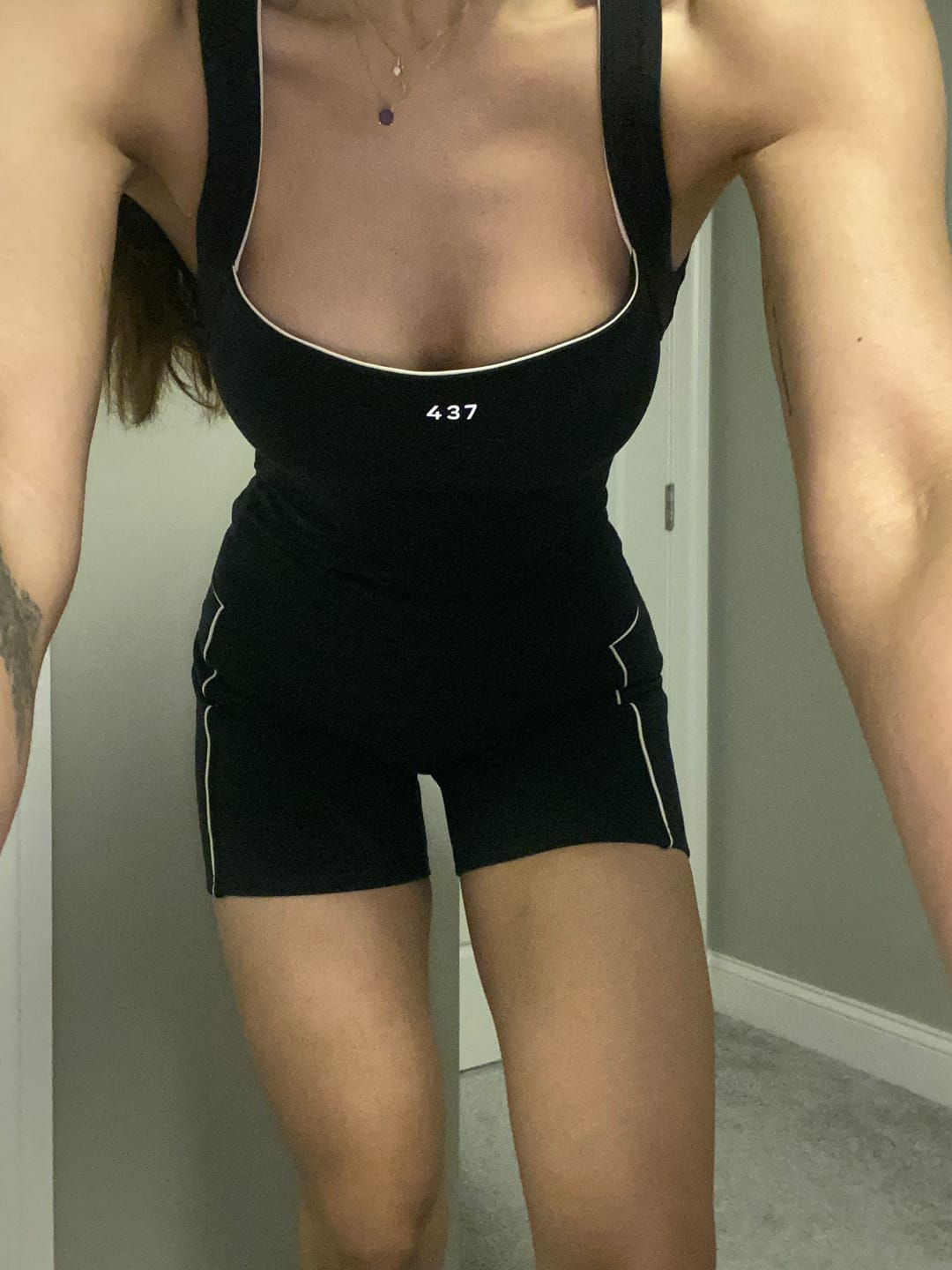 Customer photo review of The Studio Short / Black-Cream