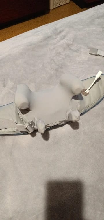 Customer photo review of SpineBack Pro – Heated Back & Shoulder Wrap
